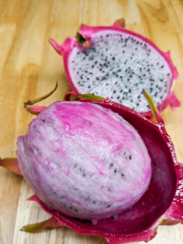 Sweet Delight Dragon Fruit Plant (hylocereus undetus x guatemalensis)